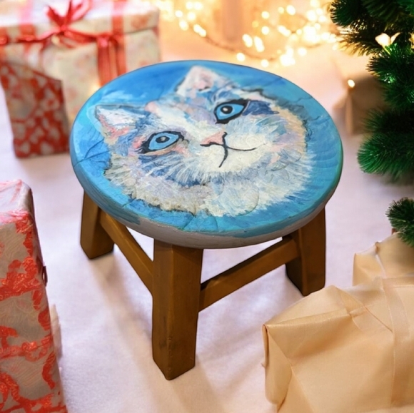 Handcrafted foot rest step/stool Signed painting cat portrait:Max sees sky ☀️ - Picture 4 of 16